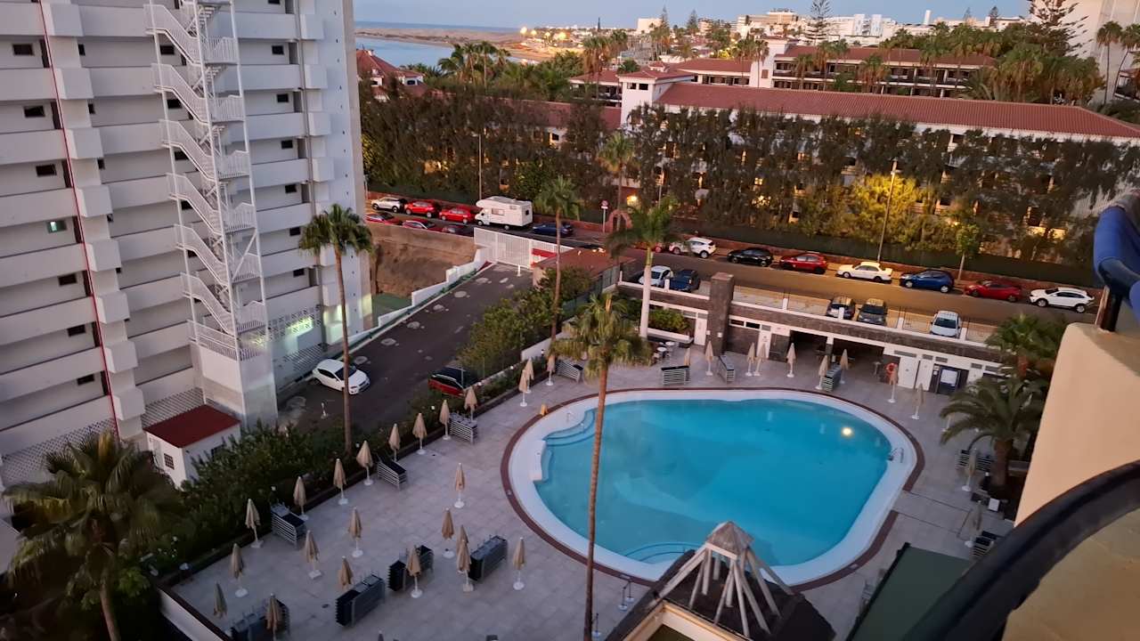 Pool allsun Hotel Lucana