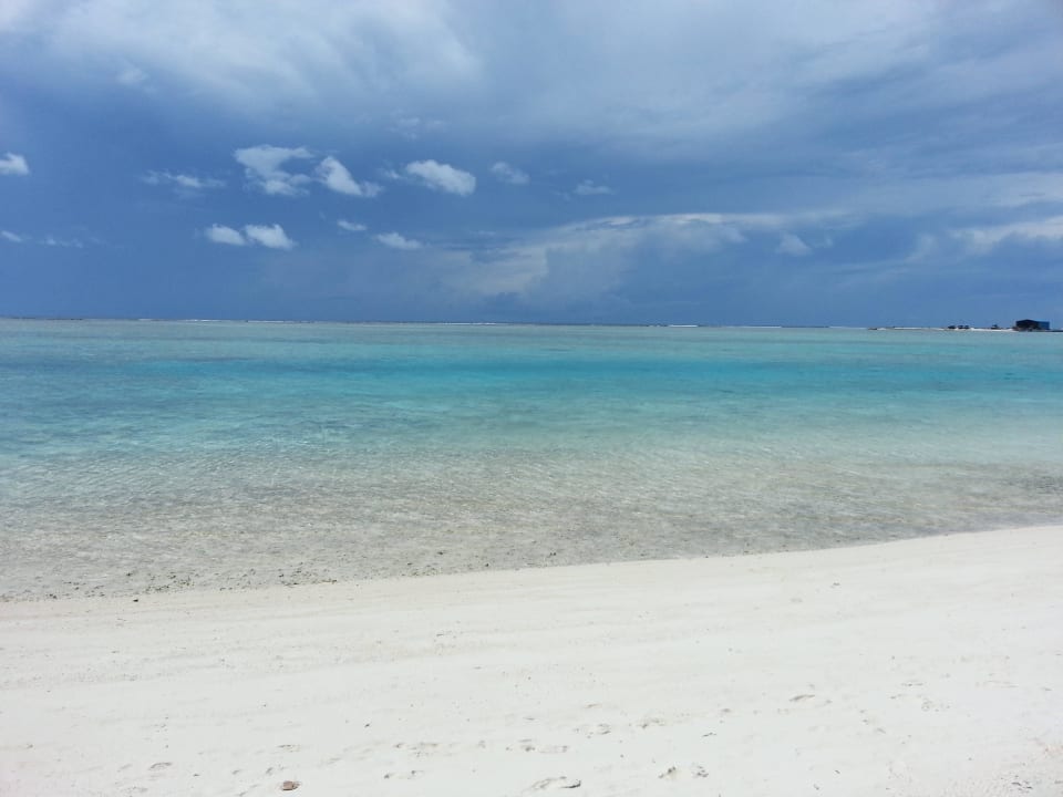 Strand bei 230 Bungi Meeru Maldives Resort Island