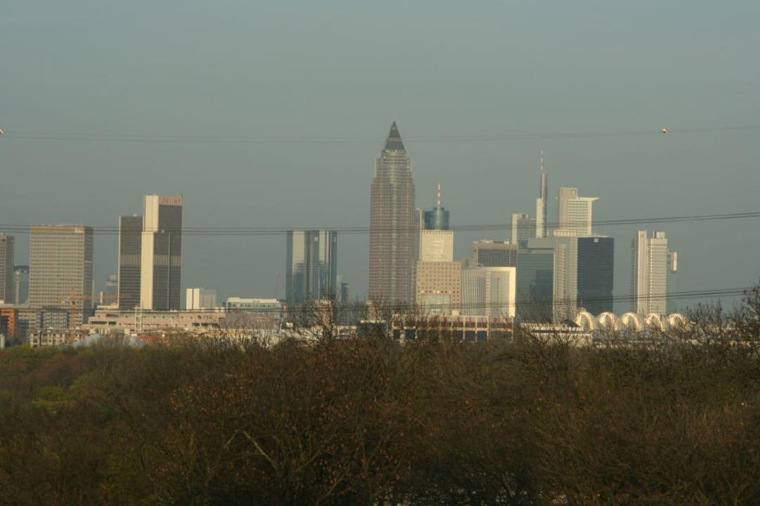 Ausblick vom 10. Stock SOALTEE HOTEL by Trip Inn Frankfurt Messe