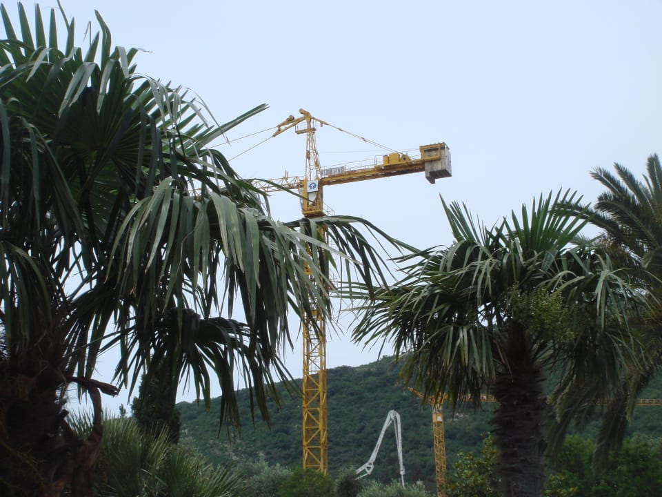 Blick auf Baustelle von der Liege Hotel Riviera/Rivijera
