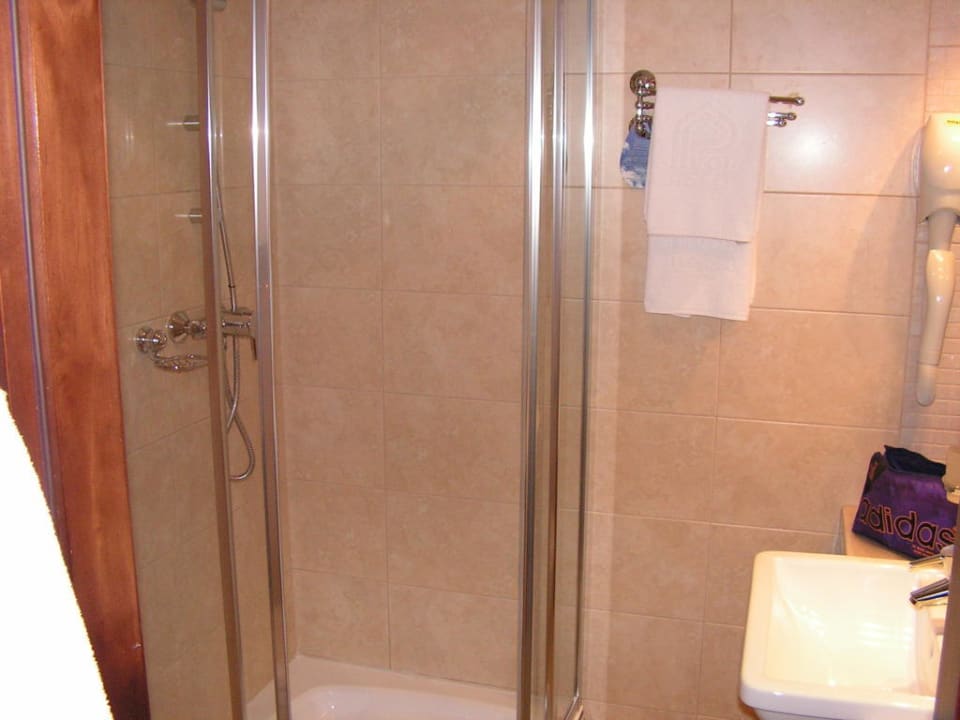 Badezimmer Premier Hotel Rus
