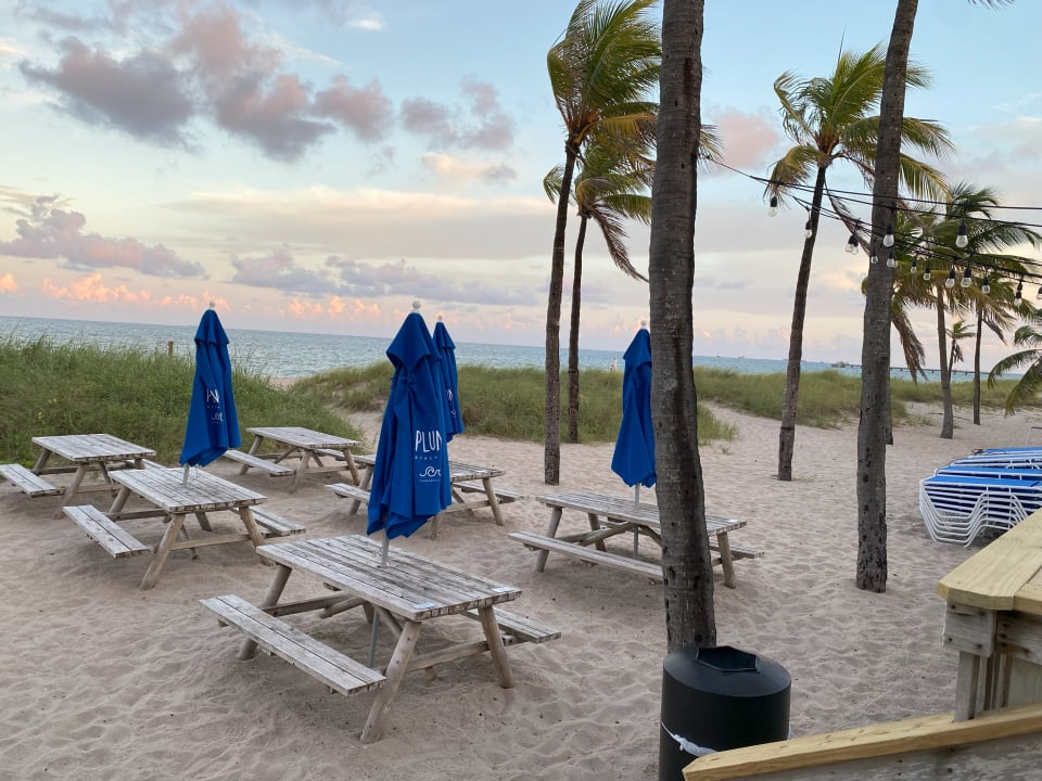 Gartenanlage Plunge Beach Hotel