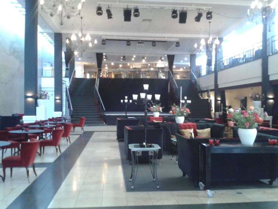 Eingangsbereich TheaterHotel De Oranjerie