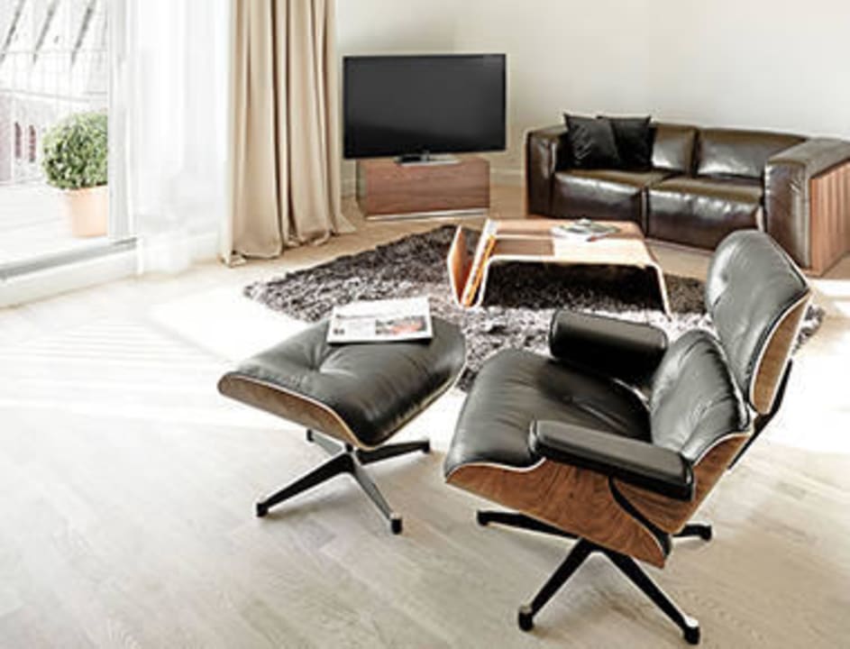 Penthouse THE RED Living Suites by the Rhine