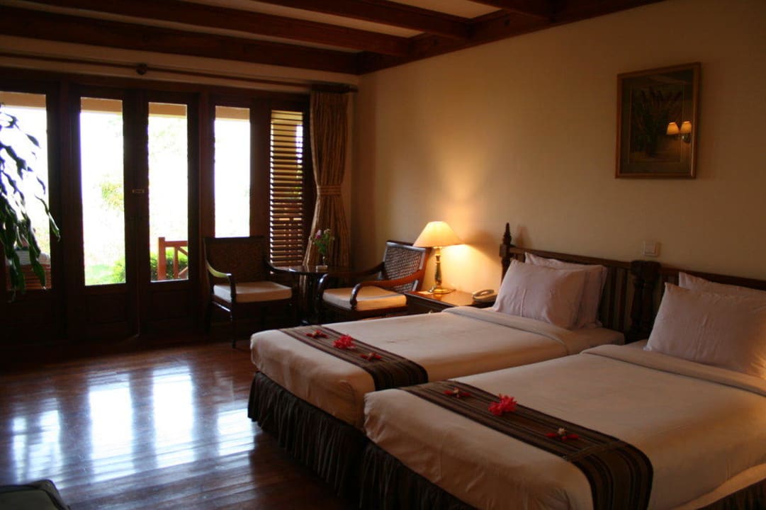 Geräumige und gepflegte Zimmer Hotel Inle Lake View Resort