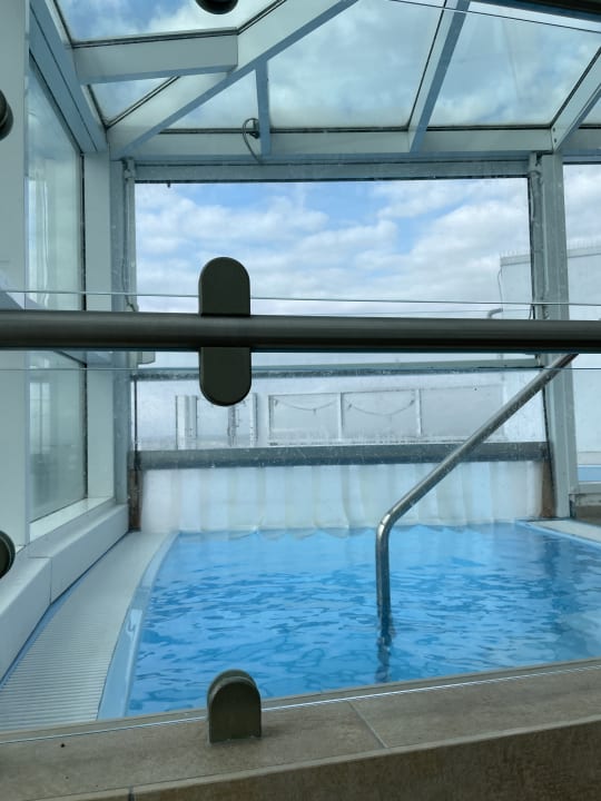 Pool Hotel Fährhaus