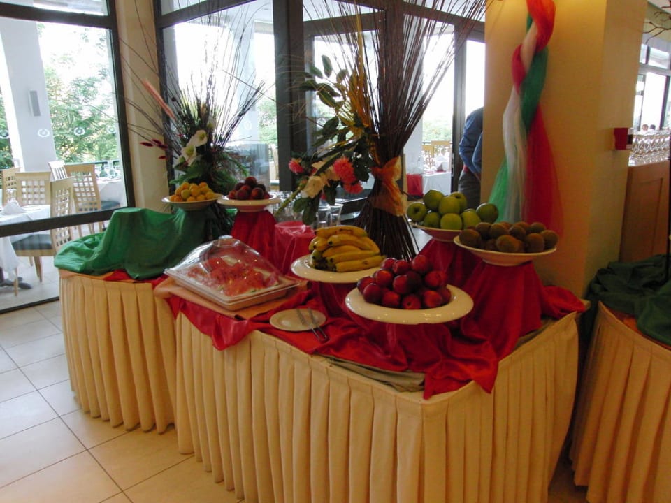 Teil des Obst-Buffets Porto Bello Royal