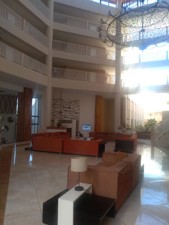 Lobby Sirenis Tropical Varadero