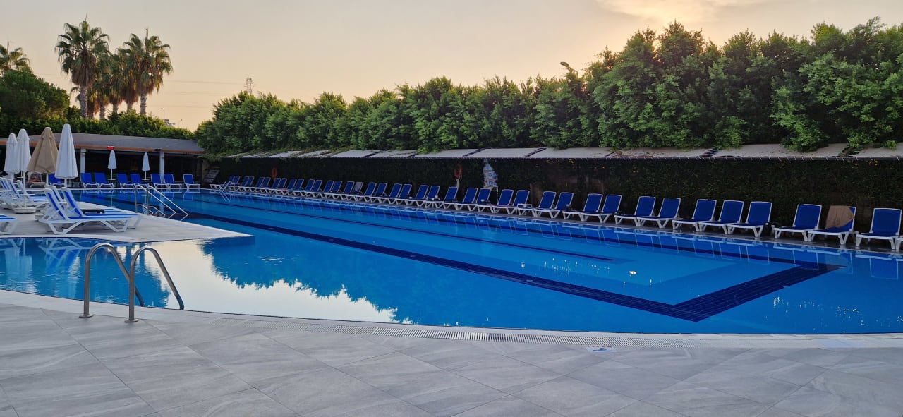 Pool Hane Family Resort