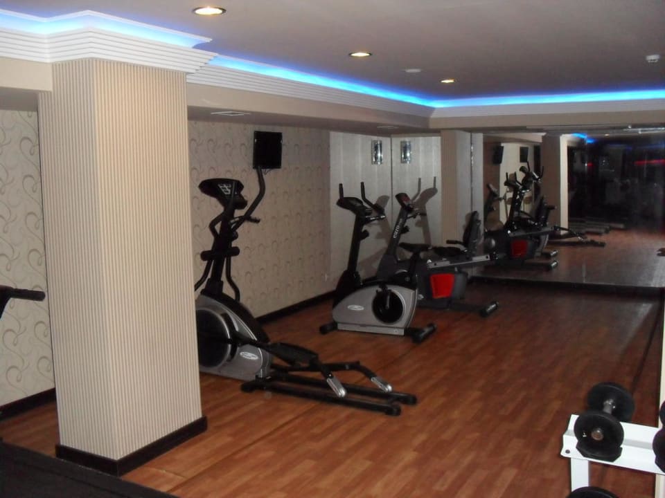Toller Fitnessbereich Tac Premier Hotel & Spa