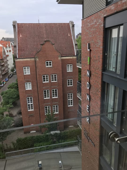 Ausblick Lindner Hotel Hamburg Am Michel, part of JdV by Hyatt