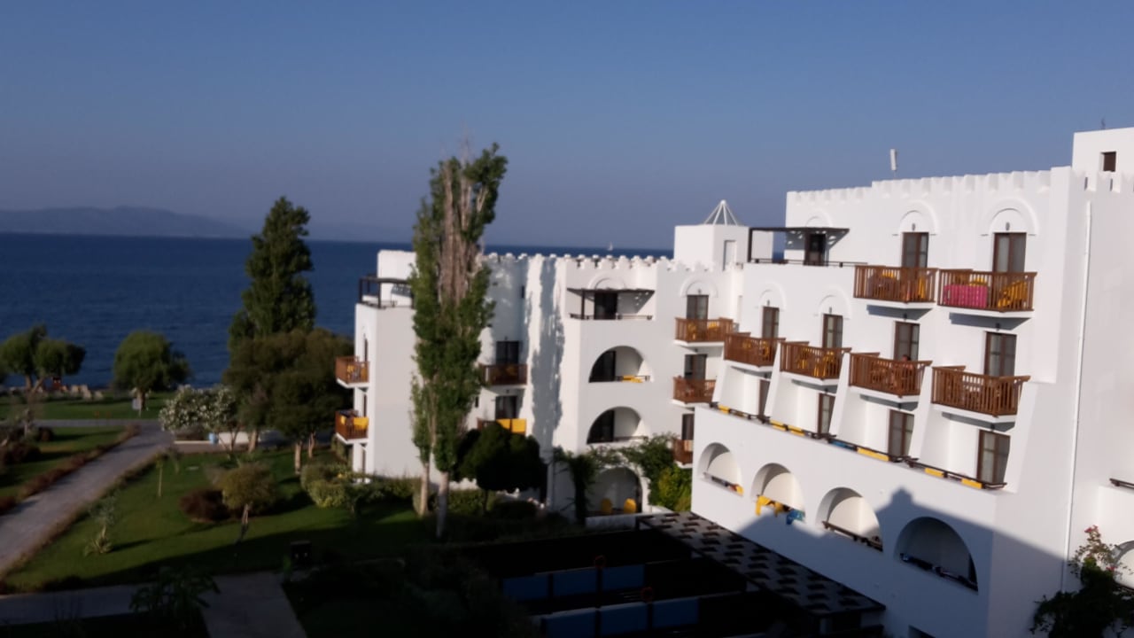 Blick vom Zimmer TUI BLUE Oceanis Beach and Spa Resort