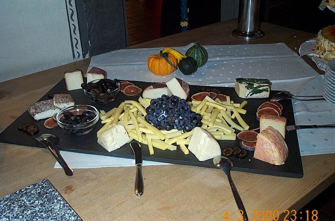Teil des Käsebuffets Schlosshotel Liebenstein