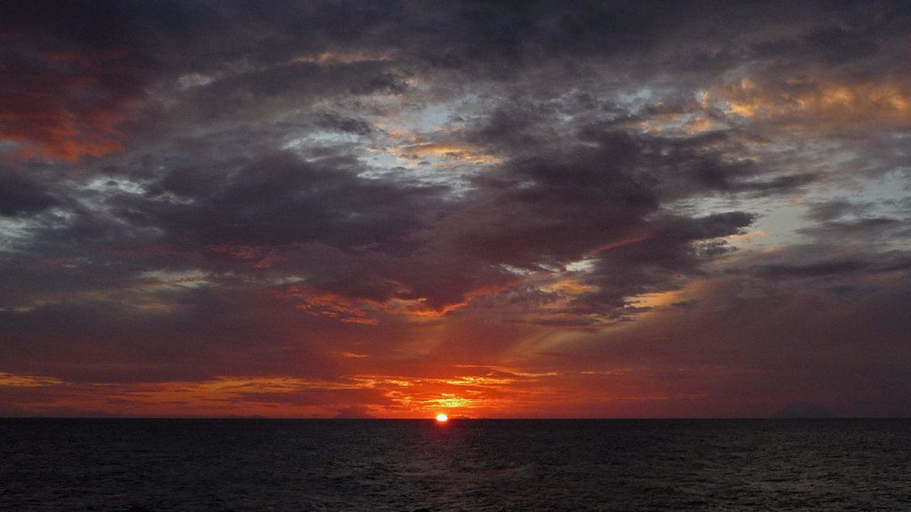 Die Sonne sagt gute Nacht Villaggio Torre Ruffa Robinson