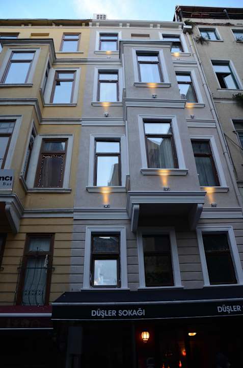 Exterior view Konak Suites