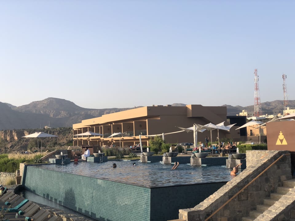 Pool Anantara Al Jabal Al Akhdar Resort