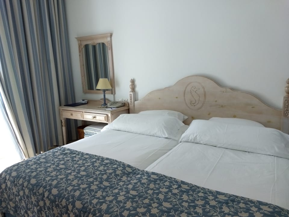 Zimmer Seaside Hotel Los Jameos