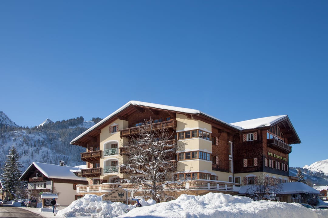 Außenansicht Hotel Schwarzer Adler
