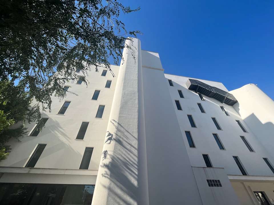 Außenansicht Hotel Luxor