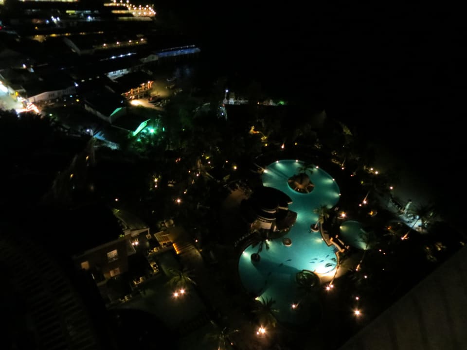 Ausblick von der Bar auf dem Dach des Hotels Hilton Hua Hin Resort & Spa