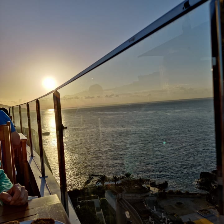 Ausblick Hotel Madeira Regency Cliff