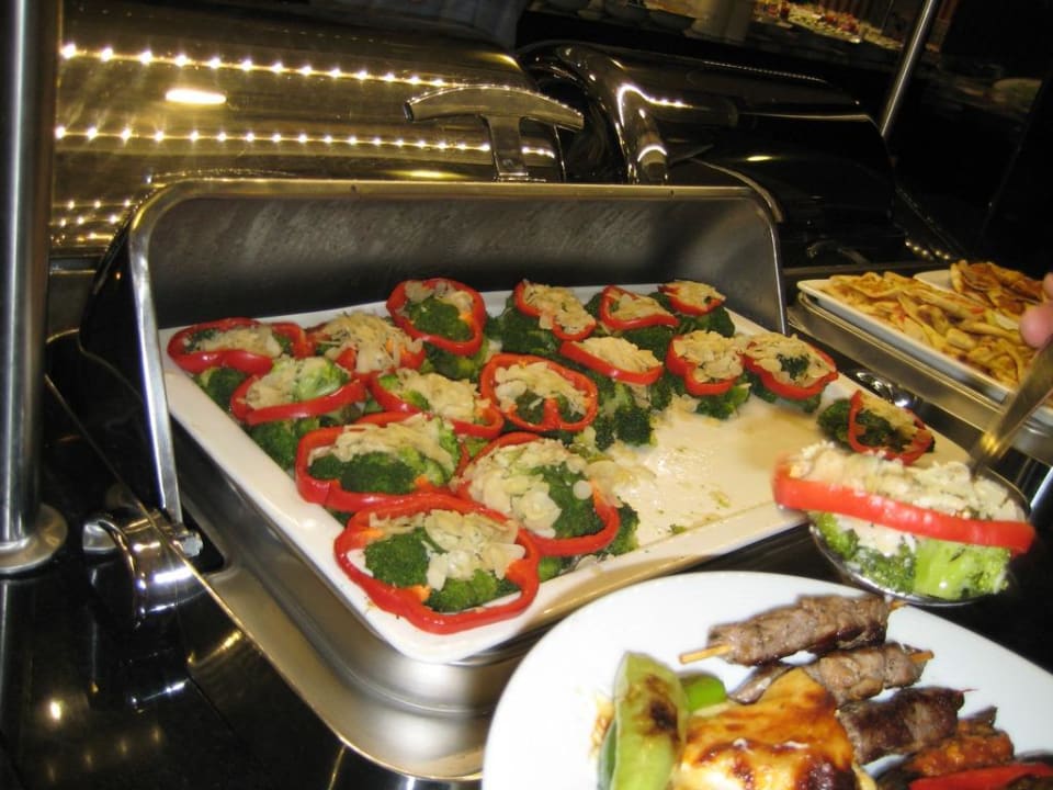 Main restaurant/Meals Latanya Park Resort