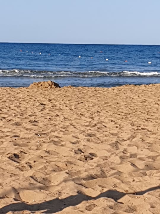 Strand Castival Hotel