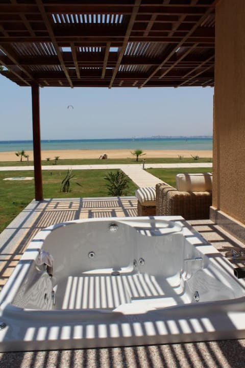Jacuzzi Shams Prestige Abu Soma-Adults Only