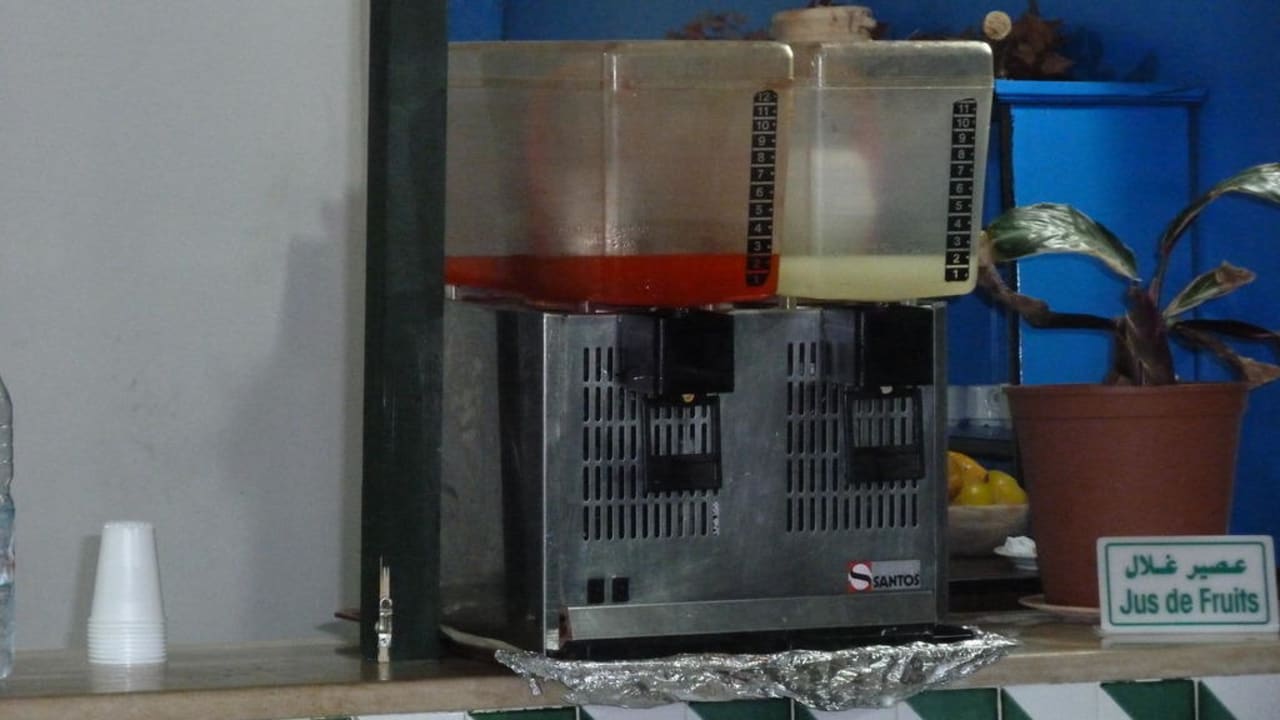 Nalewak napojów Hotel Le Khalife