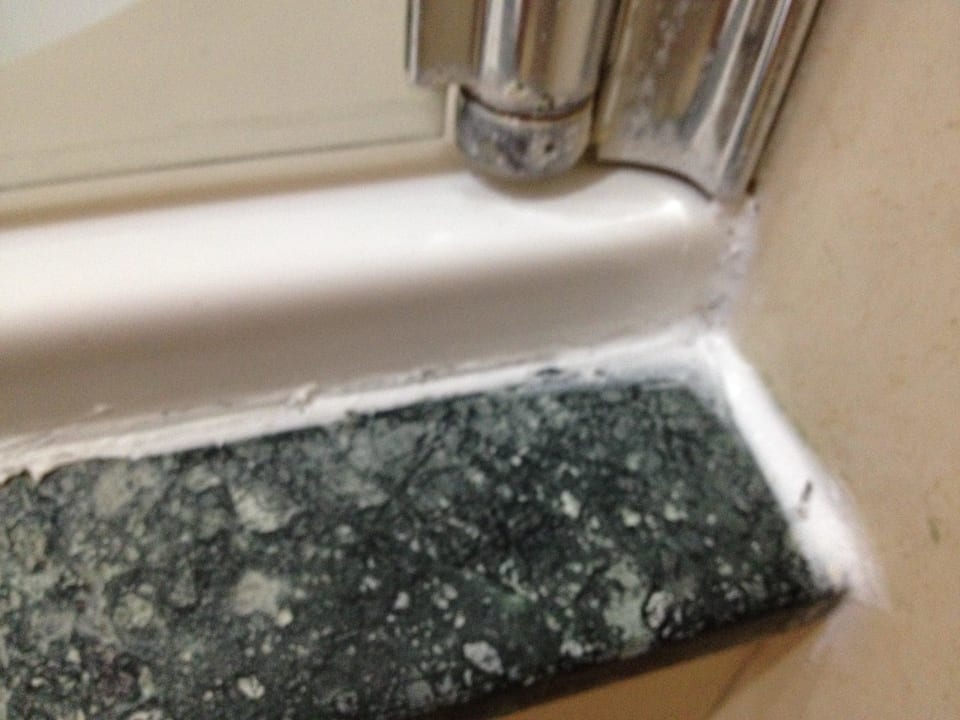 Board of the tub in the bathromm Seaside A Lifestyle Resort