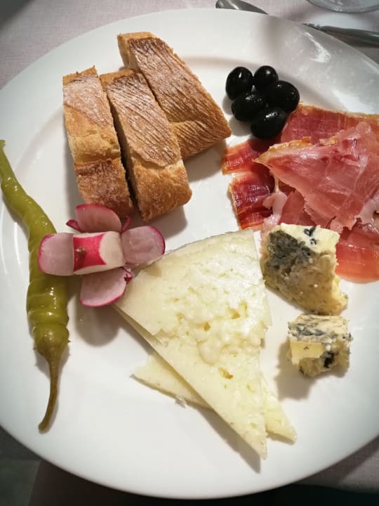 Gastro Universal Hotel Castell Royal