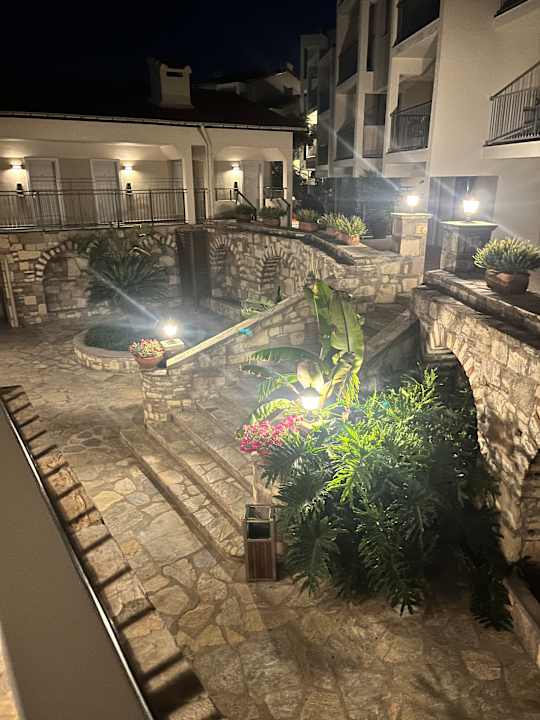 Gartenanlage Arum Barut Collection