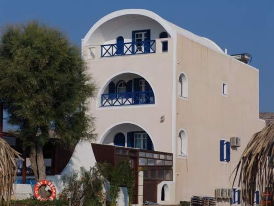 Hotel Exterior Glykeria Mini Suites