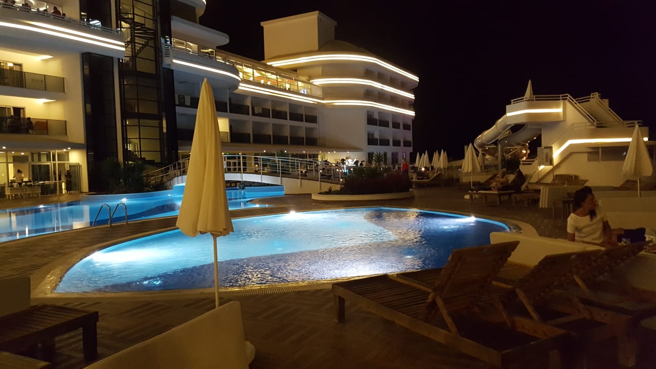 Pool Laguna Beach Alya Resort & Spa Hotel