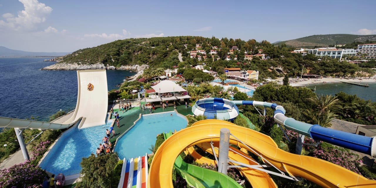 Pool Hotel Pine Bay Holiday Resort