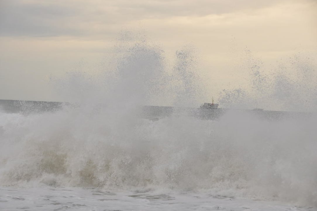 Der Wind treibt das Wasser  Marins Park Hotel