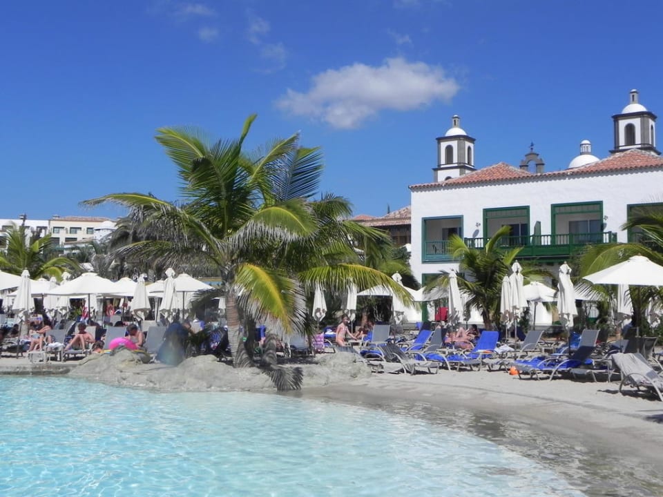 Süßwasserpool mit Sandstrand Lopesan Villa del Conde Resort & Thalasso