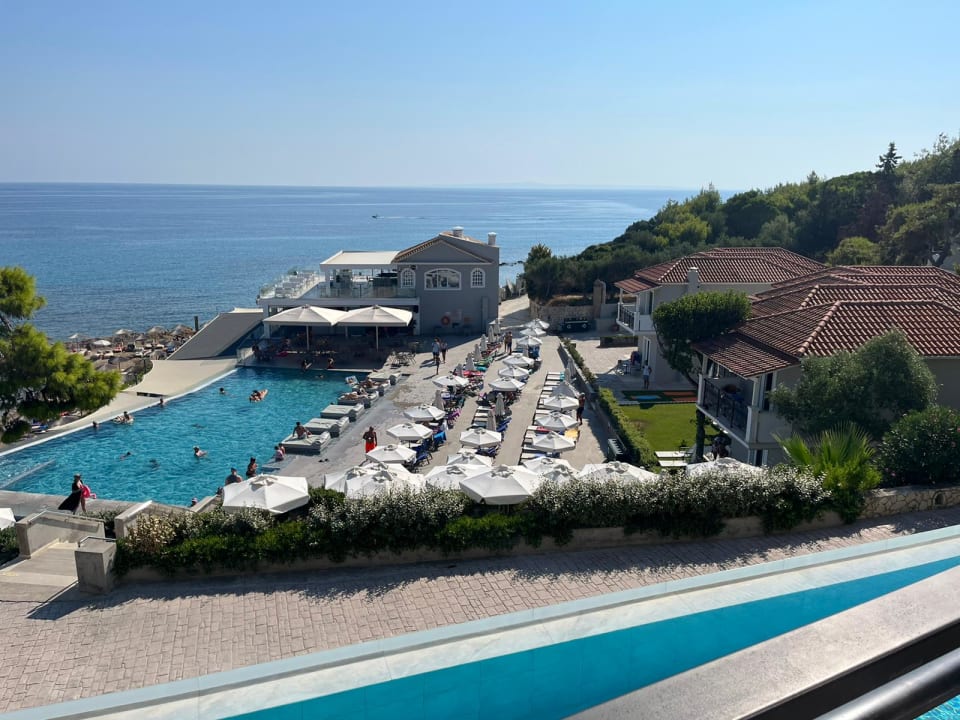 Pool Alexandra Beach Resort & Spa