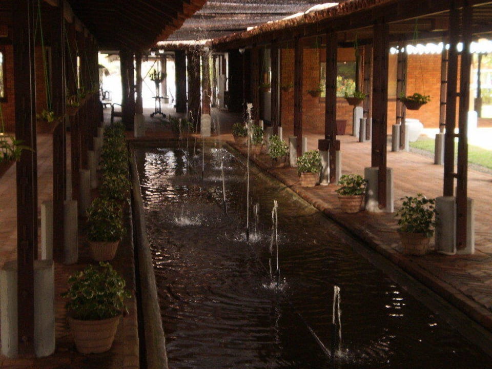Hoteleingangsbereich Hotel Club Bentota