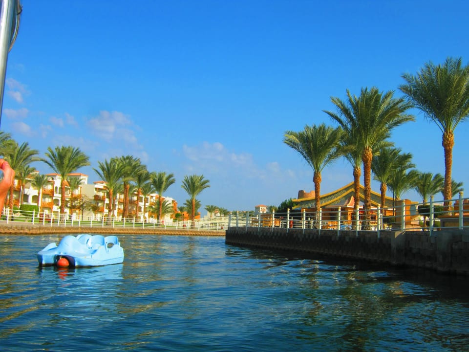 Künstliche Lagune und asiatisches Restaurant Pickalbatros Dana Beach Resort - Hurghada