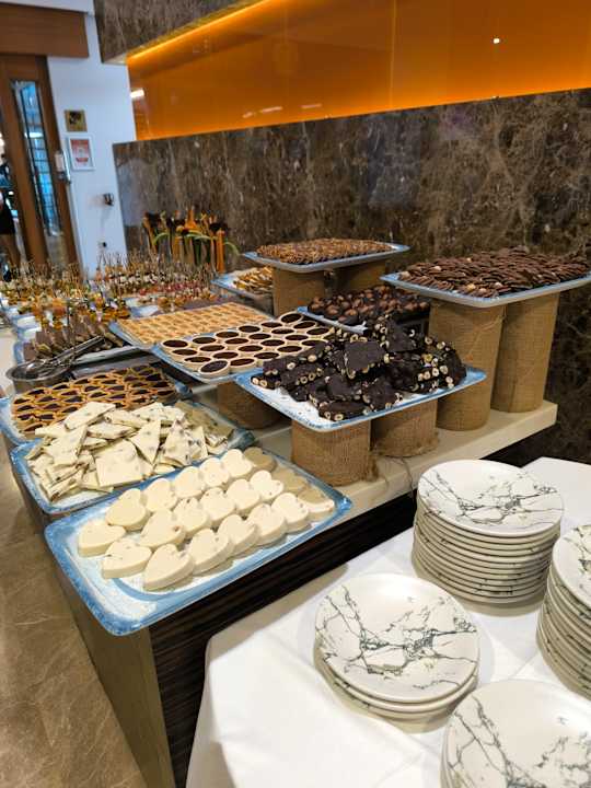 Gastro Commodore Elite Suites & Spa - Adults only