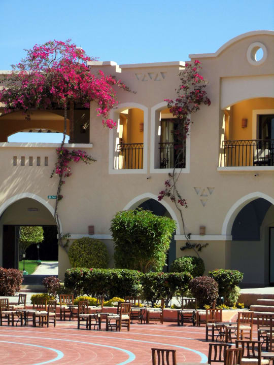 Der kleine Marktplatz Jaz Dar EL Madina