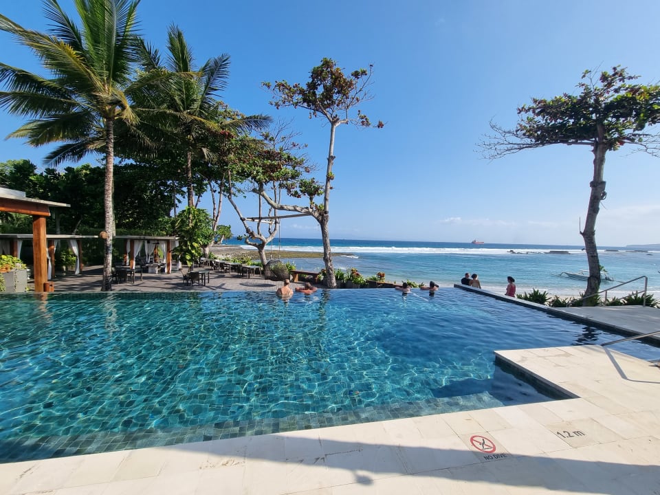 Pool Candi Beach Resort and Spa