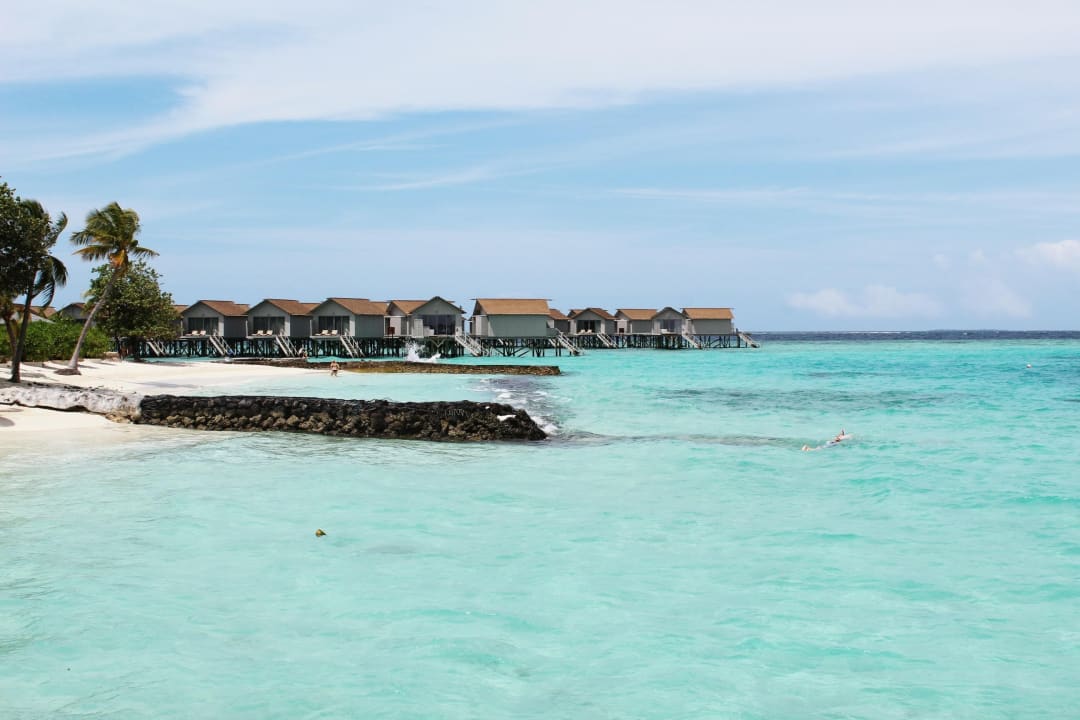 Außenansicht Centara Ras Fushi Resort & Spa Maldives