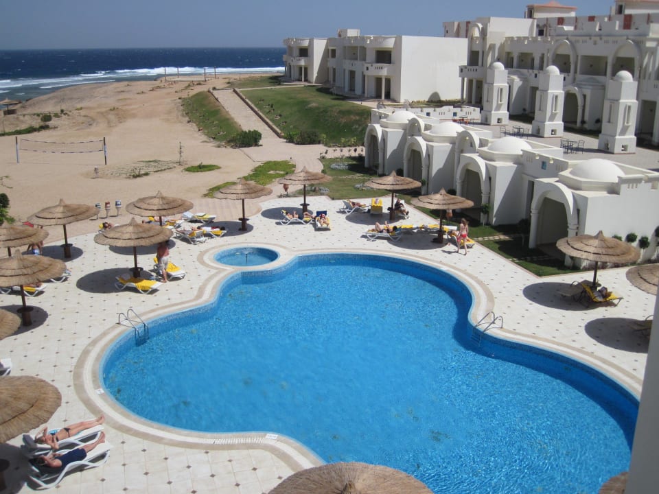 Poollandschaft von oben Coral Sun Beach
