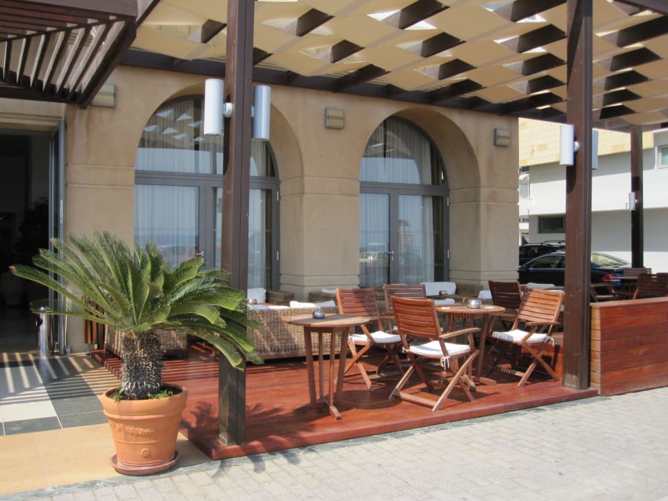 Eingang/Außenterrasse Ibiscus Hotel Rhodos
