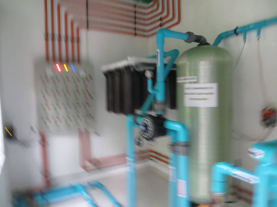 Hoteleigene supersaubere Wasserreinigungsanlage Adaaran Select Hudhuran Fushi - Premium All Inclusive