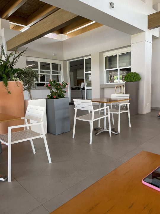 Gastro Anissa Beach & Village