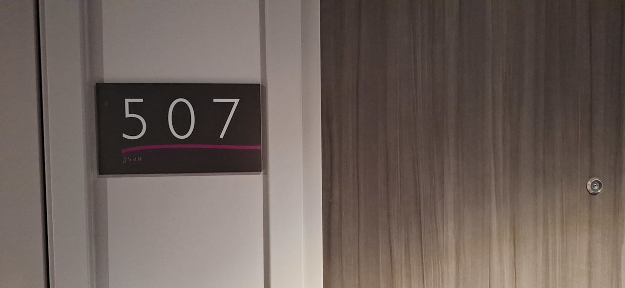 Sonstiges MOXY Frankfurt Airport