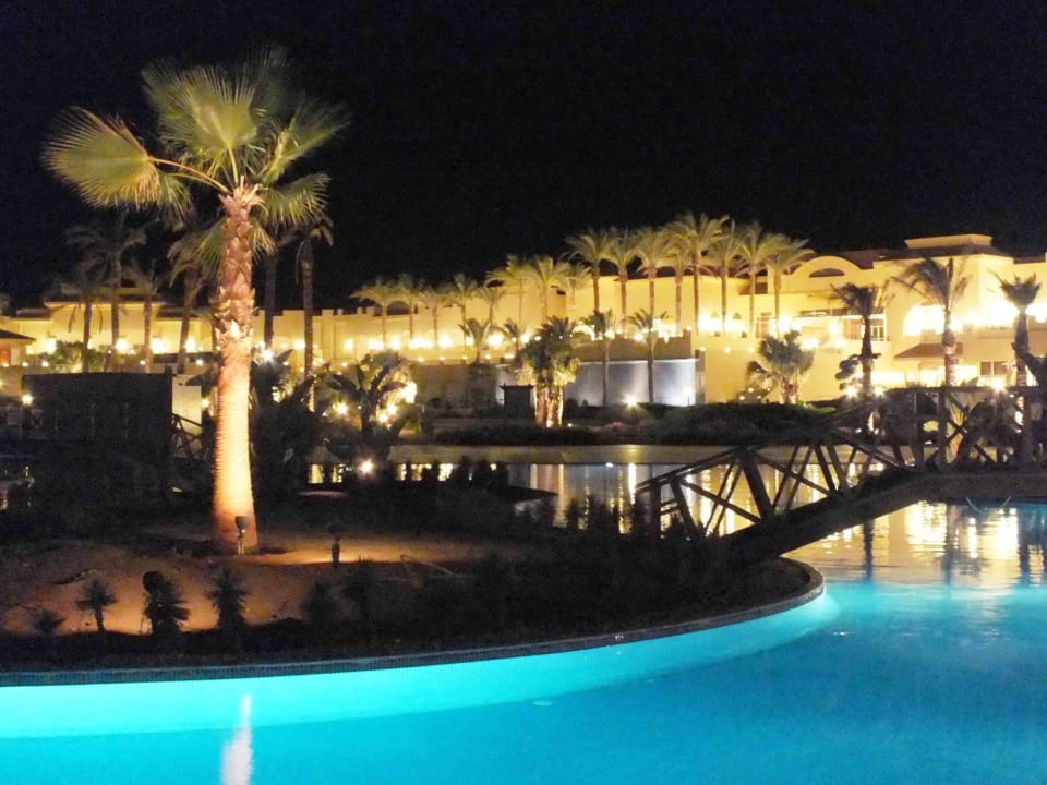 Bei Nacht Cleopatra Luxury Resort Makadi Bay